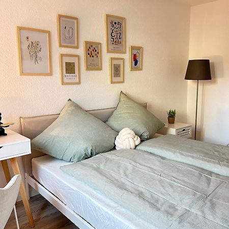 Modernes Designer-Apartment Fuer 7 Gaeste - 80Qm In Zentraler Lage, Self-Check-In Karlsruhe Buitenkant foto
