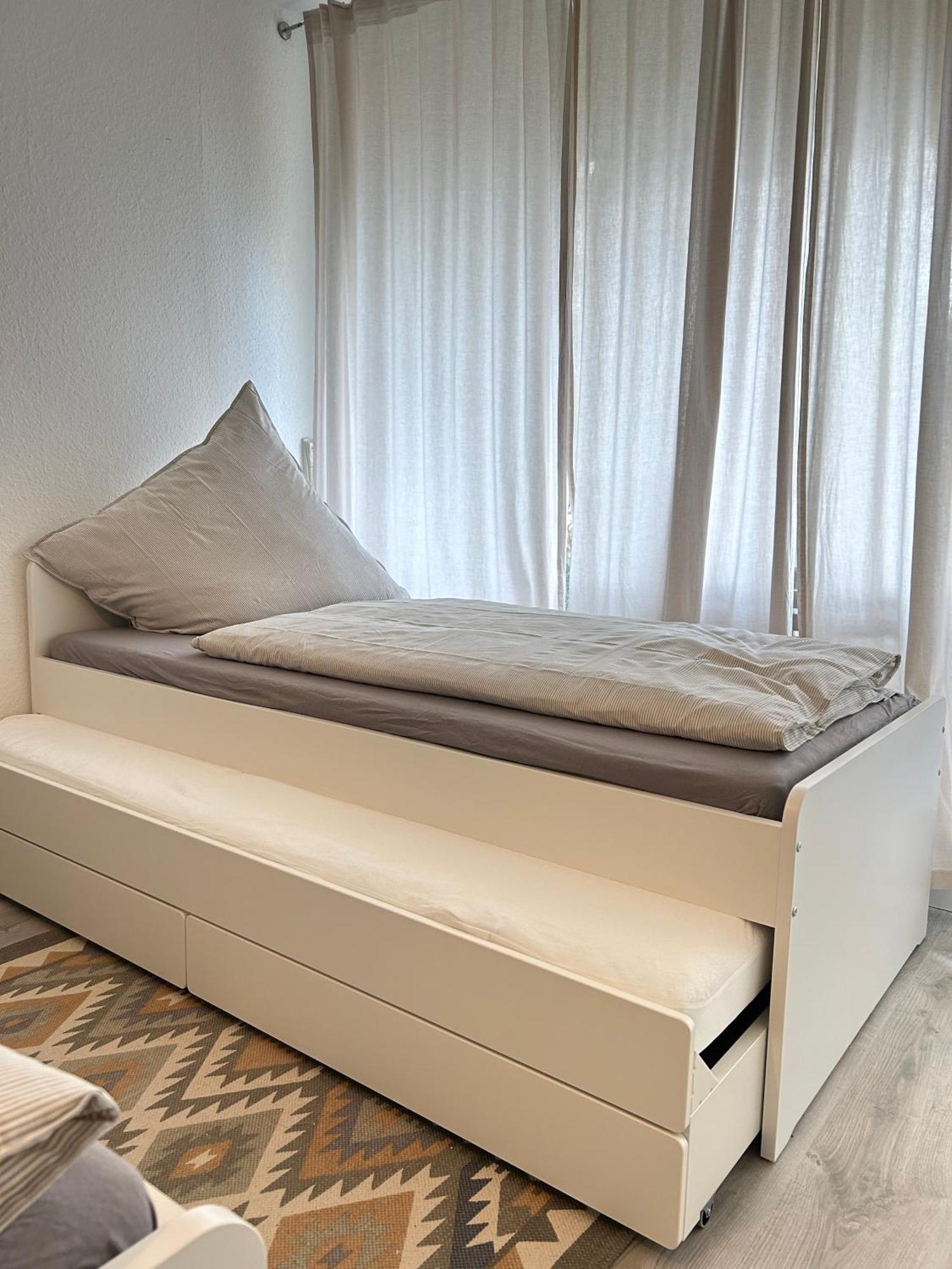 Modernes Designer-Apartment Fuer 7 Gaeste - 80Qm In Zentraler Lage, Self-Check-In Karlsruhe Buitenkant foto