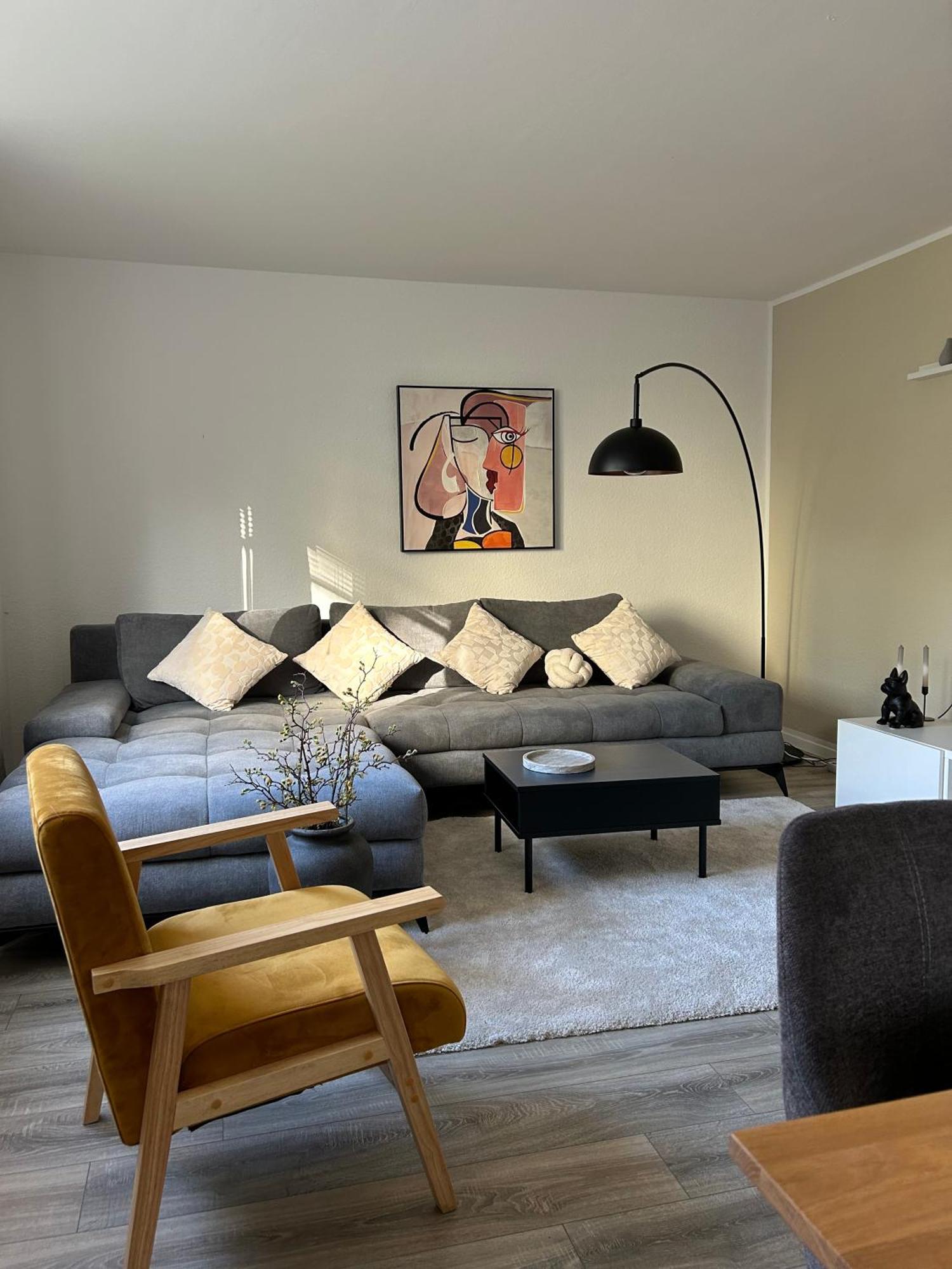 Modernes Designer-Apartment Fuer 7 Gaeste - 80Qm In Zentraler Lage, Self-Check-In Karlsruhe Buitenkant foto